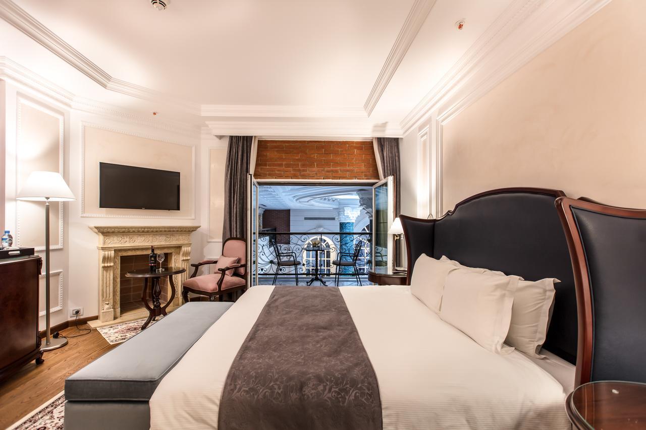 Xheko Imperial Luxury Hotel & Spa Tirana Exterior photo Deluxe Room
